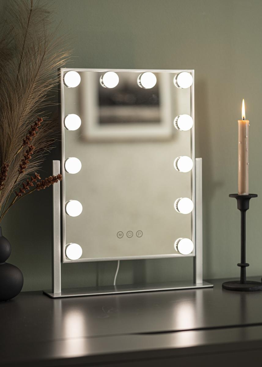 Achetez KAILA Miroir de maquillage Base LED 14 Argent 65x56 cm ici 