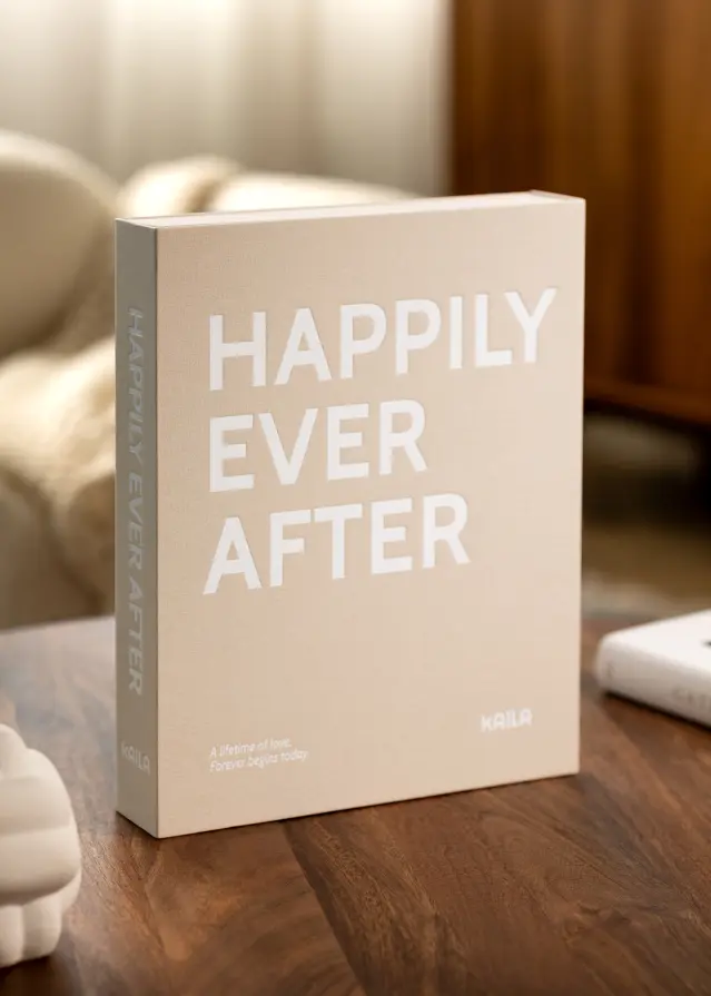 KAILA HAPPILY EVER AFTER Creme - Coffee Table Photo Album (60 Pages Noires)