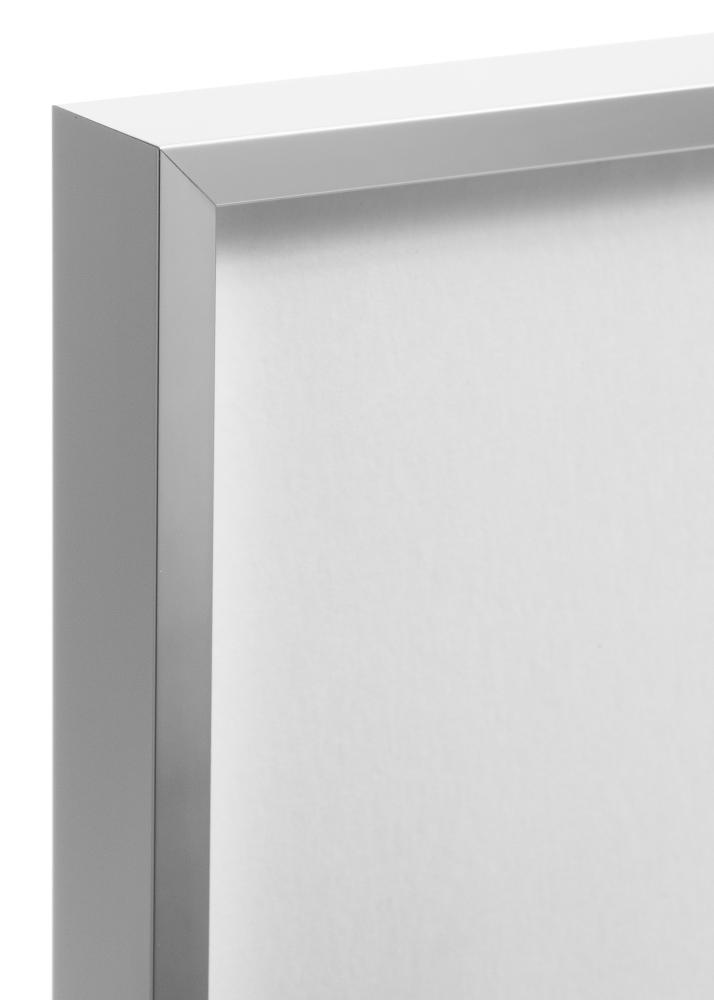 Cadre Nielsen Premium Alpha Brillant Argent 60x90 cm